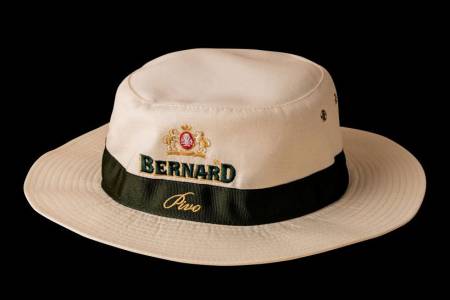 Bernard hat